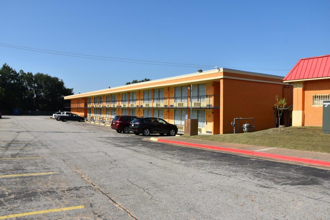 Homeplace Inn Jacksonville Bagian luar foto