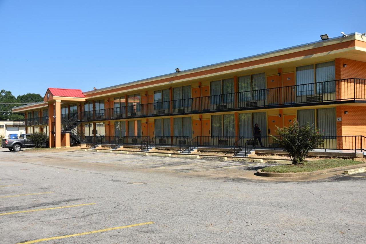 Homeplace Inn Jacksonville Bagian luar foto