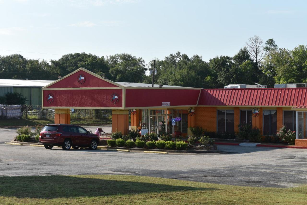 Homeplace Inn Jacksonville Bagian luar foto