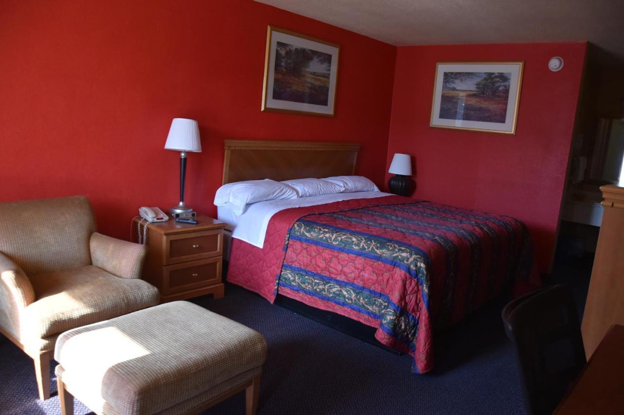 Homeplace Inn Jacksonville Bagian luar foto